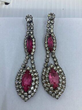 Vtg pink rhinestone crystal 2 1/2" long stud earrings